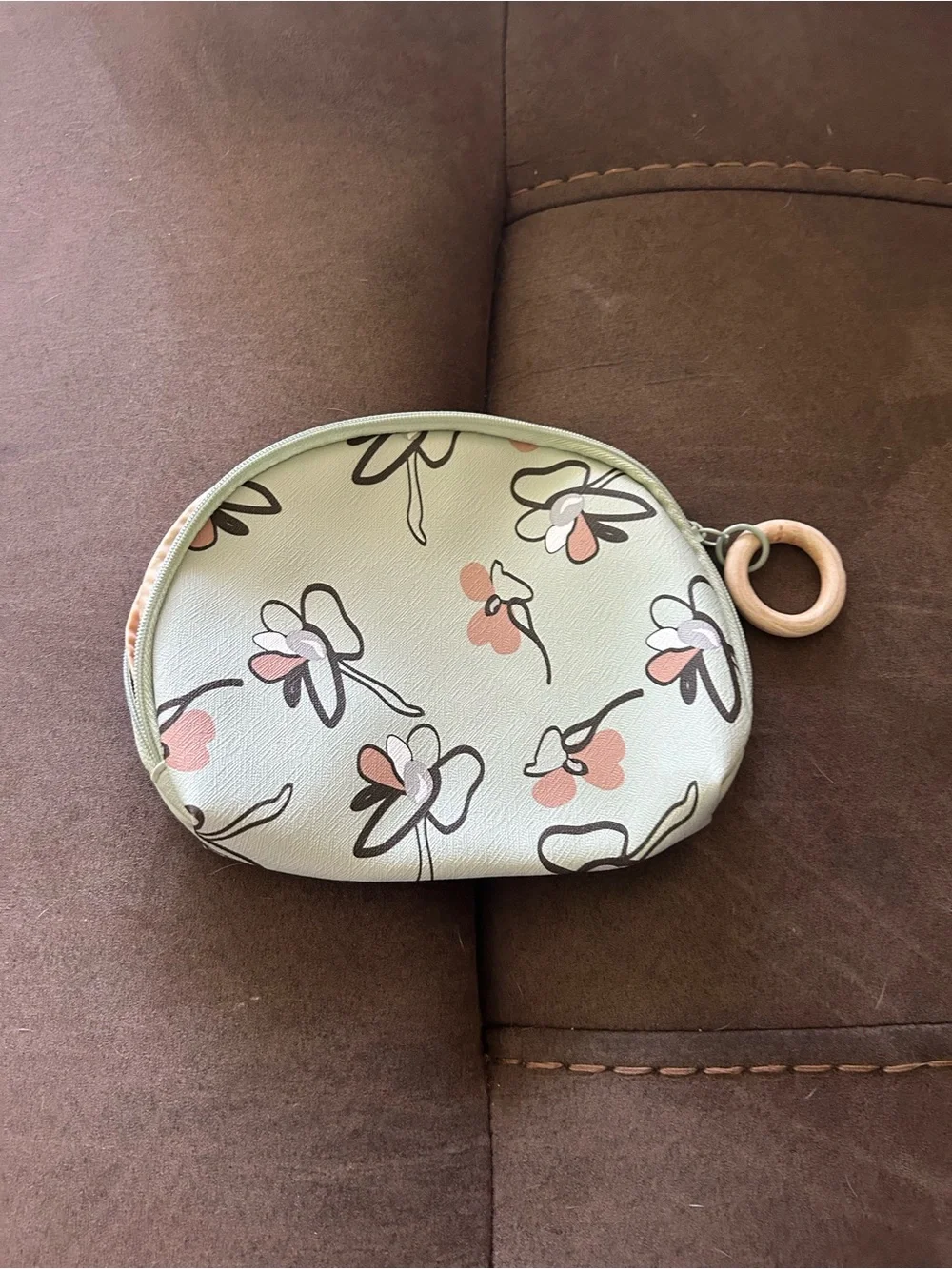 ipsy Floral Coin & Card Pouch in Mint, Pink, Cream